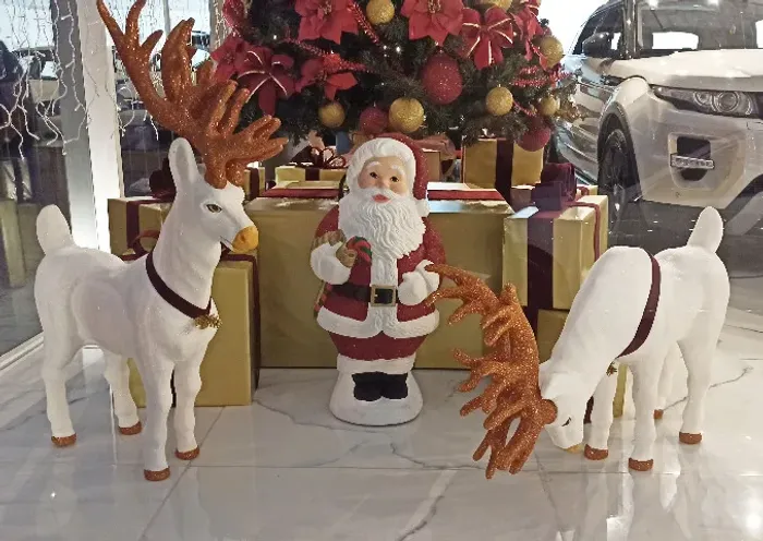 Decoração de Natal Papai Noel e Renas