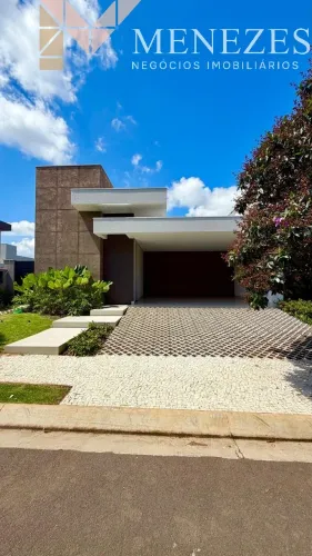 Casa À venda no Cond. Santa Georgina