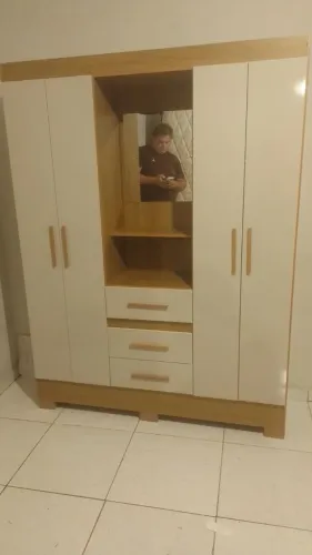 Guarda roupa