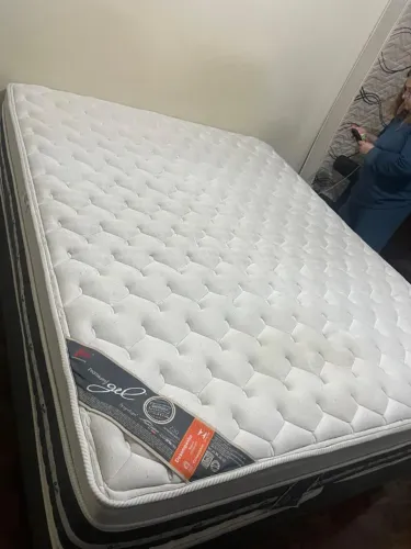 CAMA BOX BIPARTIDA + COLÇHÃO CASTOR QUEEN PREMIUM GEL POCKET SEMI-NOVA