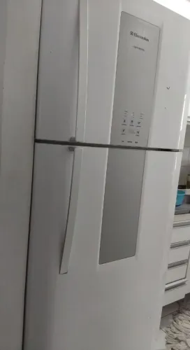 Geladeira Electrolux infinitte DF 80