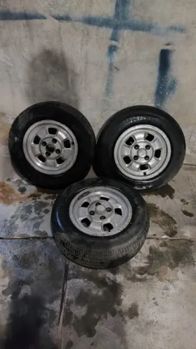 Rodas Scorro Tijolinho, Hélice e Omega Original | Chevette Gol Voyage Uno Omega.
