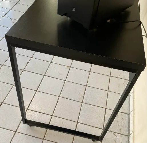 Mesa escrivaninha 150x70 semi nova