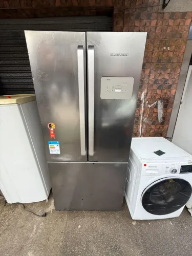 VENDE- SE GELADEIRA FUNCIONANDO