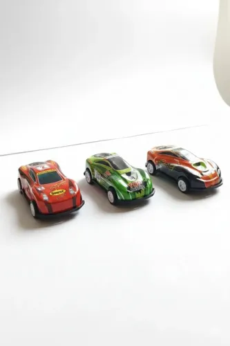 Kit 3 carrinhos de corrida com mecanismo de fricção traseiro