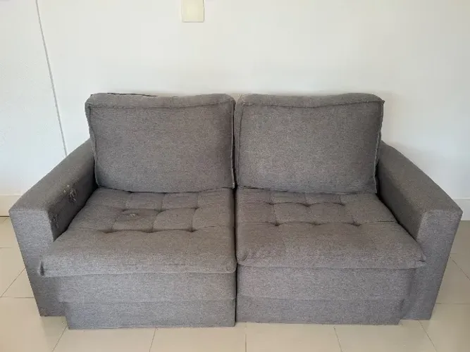 Sofá cinza 2 lugares