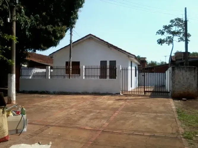 Vendo Casa próxima ao Shopping Avenida Center