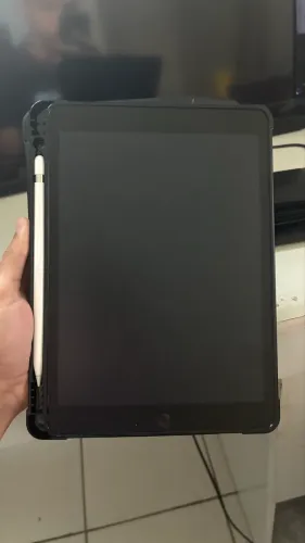 Ipad 9ª geração 64 GB com capa e película + Apple Pencil 1º Geração