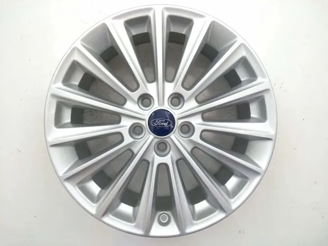 Rodas Ford Focus Titanium 2016 com pneus 