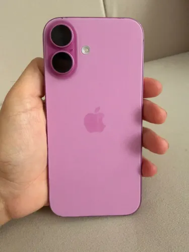 iPhone16