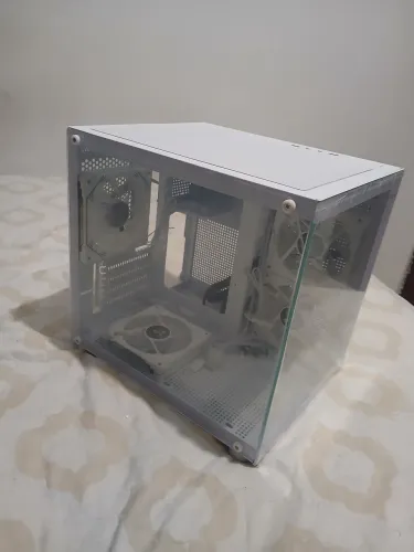 Gabinete Gamer Hayom Aquário Com 4 Cooler Fan Led Rgb