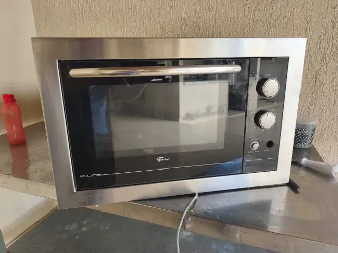 Forno Elétrico de Embutir Fischer Fit Line Inox - usado