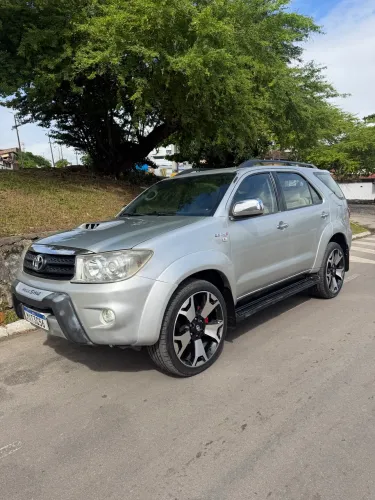Toyota Hilux SW4 SRV D4-d 4X4 3.0 TDI Dies. AUT 2007