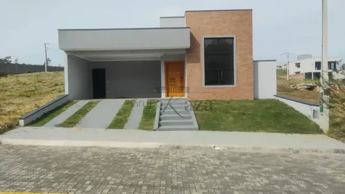 Casa Térrea Condomínio Terras Altas em Caçapava.