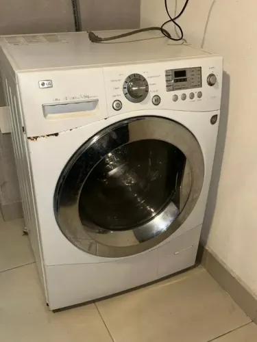 Máquina De Lavar LG (retirada De Peças)