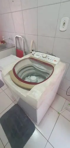 Máquina de Lavar Roupas 