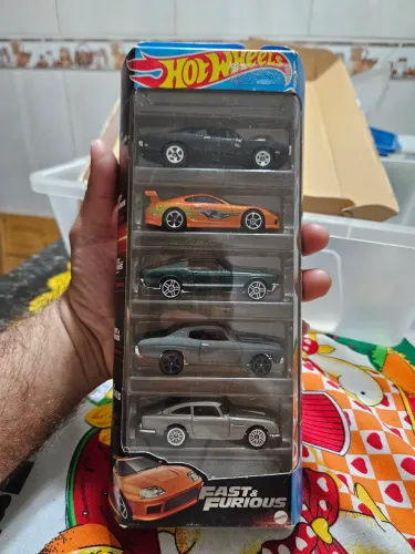 Pack hotwheels velozes e furiosos 