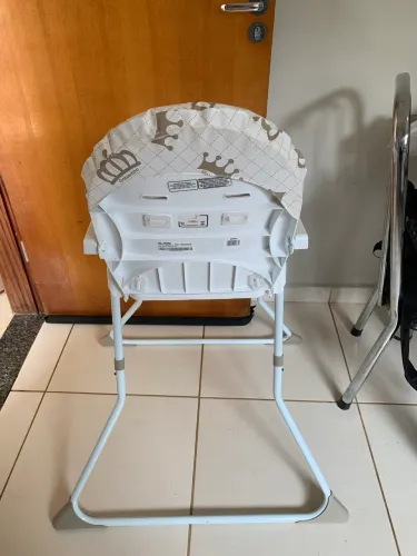 Cadeira de Alimentação Bebê Galzerano - Usada em ótimo estado
