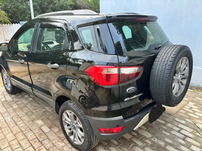 Ford Ecosport Freestyle 1.6 16V Flex 5P 2013