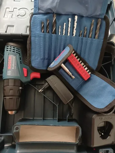 Parafusadeira Bosch 12V impacto NOVAS FAÇO ENTREGAS