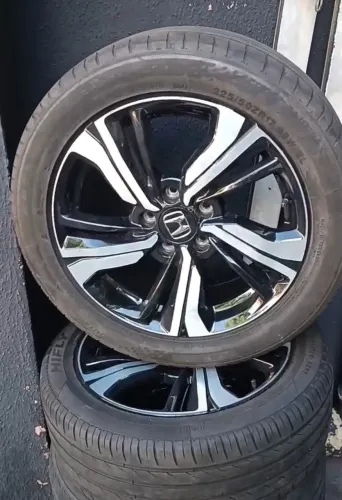 Rodas 17 Honda civic 5/114+ pneus meia vida 