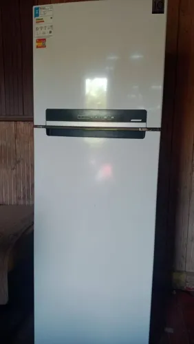 Vende - se 2 meses de uso sem nei um arranhão 3.600