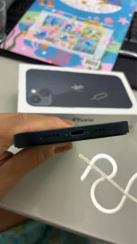iPhone 13