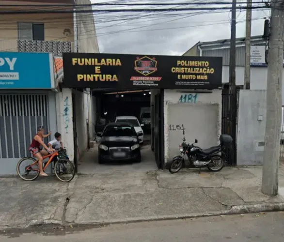 Terreno coberto de 150m² em avenida no Morumbi - SJC