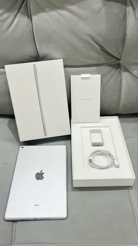 iPad 9 com caixa