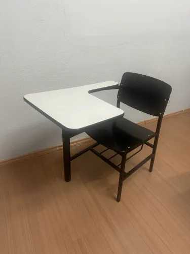 Cadeira para escritório secretária universitária com prancheta fixa