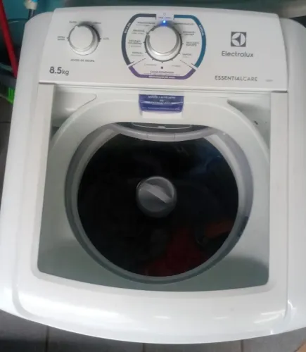 Máquina semi nova eletroclux 8,5kg funcionando tudo perfeitamente
