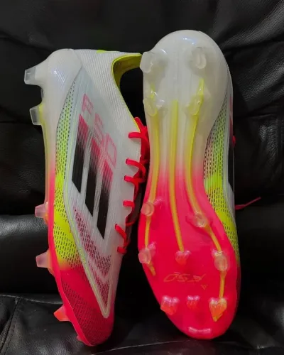 Adidas F50 Elite FG Campo Profissional Branca Rosa Neon
