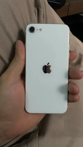 iPhone SE 2° geração 2020