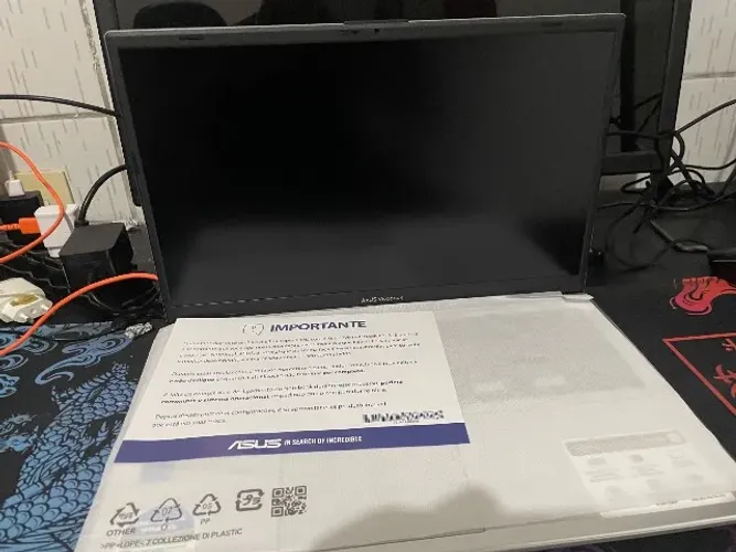Notebook Asus corei3 12?geração 8 de ram ssd500