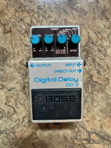 Pedal Digital Delay Boss DD3