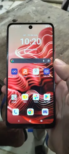 Moto G35 5g. 4+8 de ram e 265 de rom