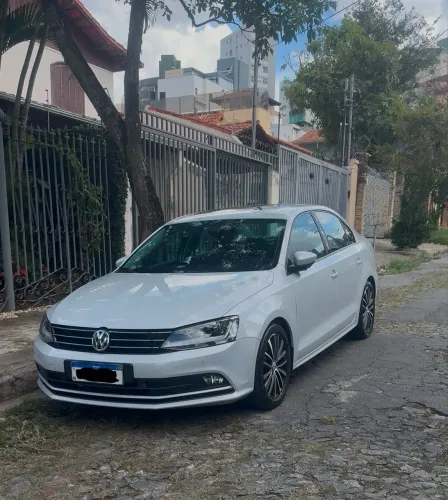 Volkswagen Jetta Comfortline 1.4 TSI 16V 4P Aut. 2018