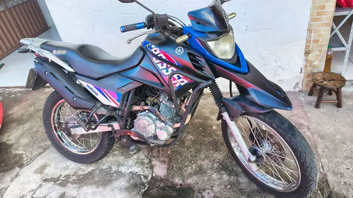 Vendo ou troco em 250 ou 300 com torna da minha parte
