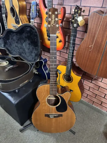 Violão Takamine EG440C pré tp4t regulado, ANALISO TROCAS!
