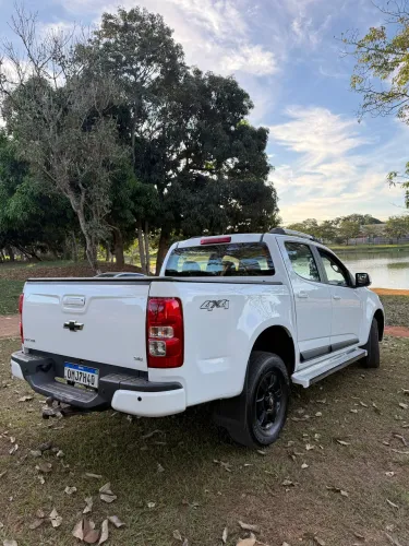 Chevrolet S10 Pick-up LT 2.8 TDI 4X4 CD Diesel 2013