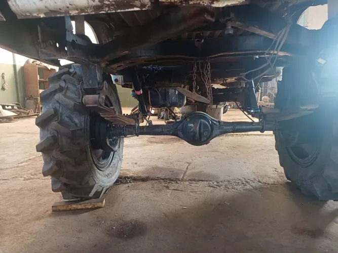 Eixo completo l200 2006 traseiro