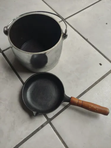 Panela e frigideira