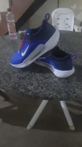 NIKE SHOW ORIGINAL