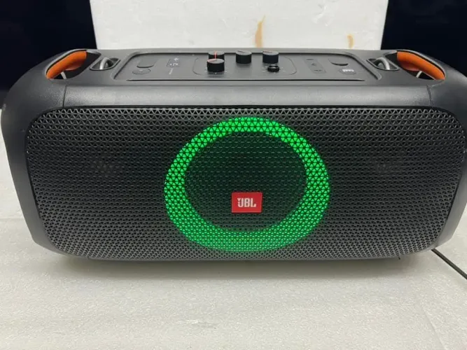 JBL PARTY BOX ON THE GO 