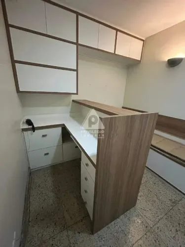### **Sala Comercial no Barra Plaza Ideal para Consultório ou Escritório | 31 m² | Vaga n