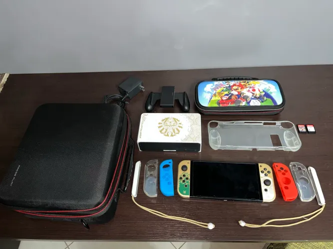 Nintendo Switch OLED - KIT COMPLETO + Acessórios