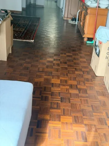 Piso taco de madeira