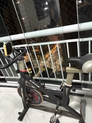 BICICLETA ERGOMÉTRICA