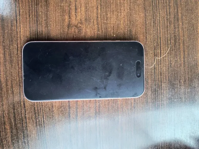 iPhone 15 128g