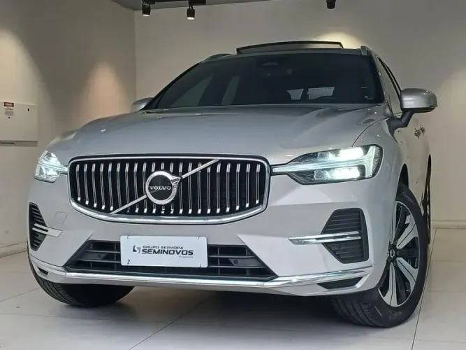 Volvo XC-60 T-8 Plus 2.0 AWD (híbrido) 2023